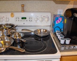 Pots and pans, Keurig coffee makers with kcup storage rack