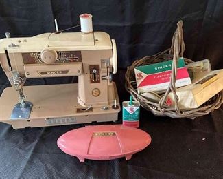 Singer Sewing Machine