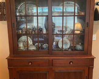 Ethan Allen lighted display cabinet 
