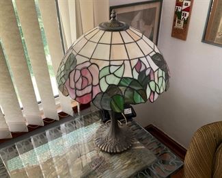ART GLASS LAMP