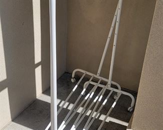 Clothing racks
Pick up on Saturday night