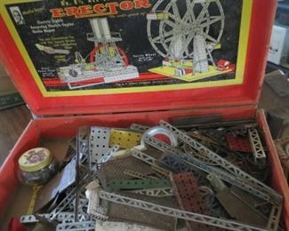 8 1/2 erector set