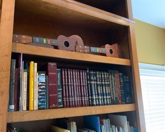 Ukuleles, resource book collections