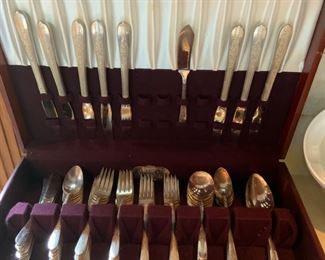 Silverware set