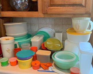 Tupperware 