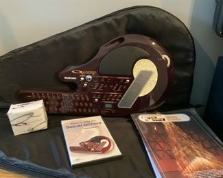 Suzuki Q Chord guitar 