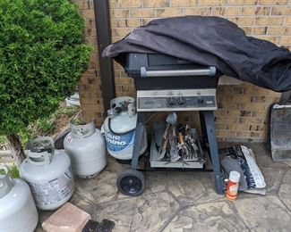 Grill and accessories 