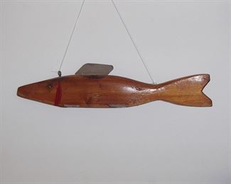 Wood fishing lure