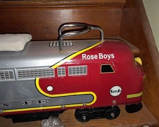 Rose Boys Sante Fe Ride On Train