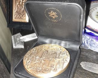 Salt Lake 2002 Olympics Oversized Coin In Case