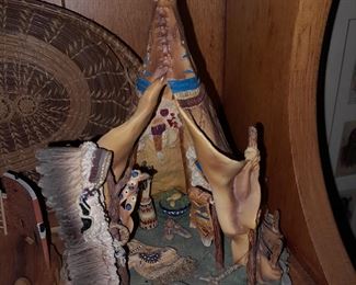 Chieftain's World Figurine By The Hamilton Collection