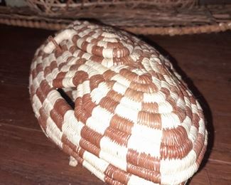 Native American Handmade Figural Toad Basket Sculpture