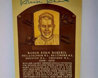 Robin Roberts Autographed Postcard