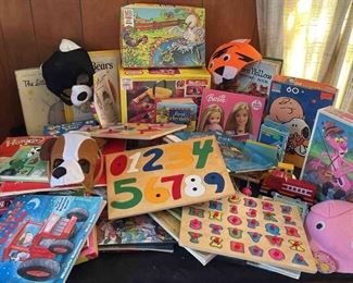 Large ChildrenaTMs Book Activities Lot