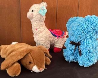 Medium Size Collectible Stuffed Animals