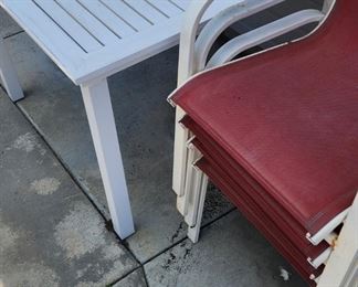 Patio table with 4 chairs 