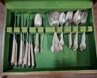 Roger's Silver-plated Silverware Set