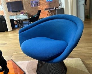 Knoll platner chair 
W 36.5" D 25.5" H 30.25"SH 18.5
Model 1715L designed by Warren Platner 1966 for Knoll.
$8000 for the pair 
Sells for $8000 each 