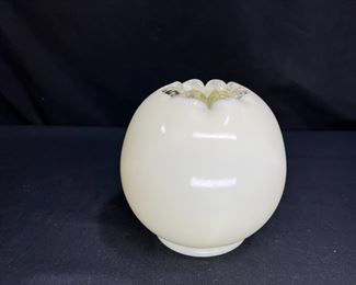 VTG Fenton Ivory Crest Rose Bowl Vase      