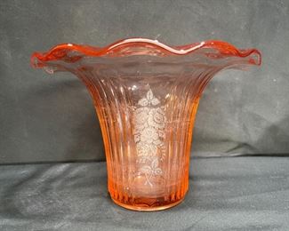 AH Mayfair Open Rose Pink Sweet Pea Vase      