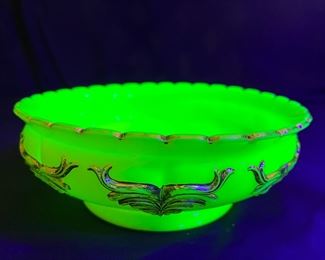 Heisey Custard Uranium Winged Scroll Berry  under black light