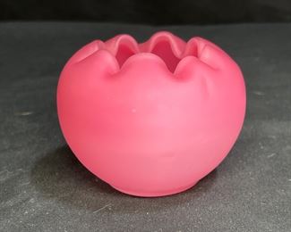 VTG Fenton Hand Blown Pink Pinched Rose Bowl   