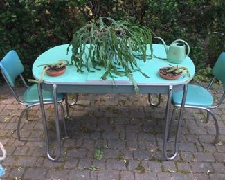 Vintage MCM Turquoise Formica/Chrome Table w/2 Chairs & 1 Leaf