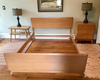 Vintage Heywood - Wakefield Double Bed, Nightstand, 2 Tier Table