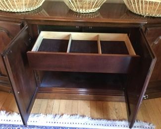 Middle Section of Buffet