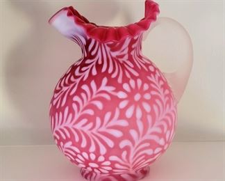 LG Wright Daisy & Fern Pitcher