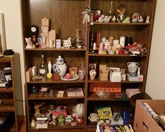 Vases,Xmas items,candles,photo box,clock