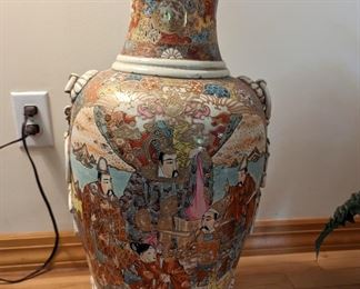 Vintage Chinese vase 3' tall
$900