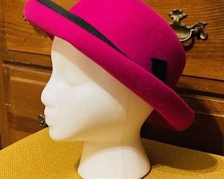 Women's Fashion Hats.