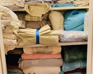 Large Selection of Bath Towels and Towel Sets.