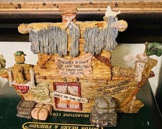 Wide Assortment of Vintage Boyd's Bears Collectables.