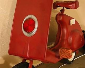 Vintage 1940's Peddle Scooter.