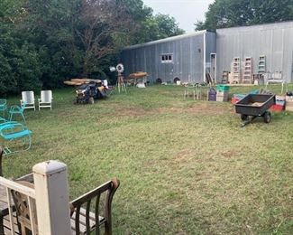 Large Outdoor Shopping Area. Come Find Your Treasure!