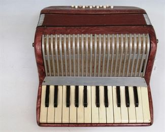 Italian Accordion Squeeze Box