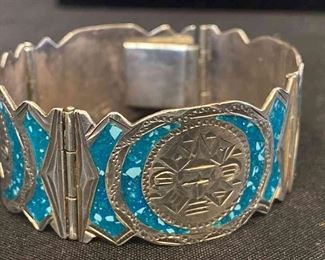 Q006 Sterling Bracelet with Turquoise Inlay