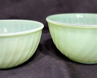 R012 Jadeite Fire King Mixing Bowls