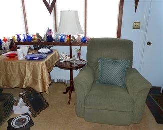 Table lamp, recliner