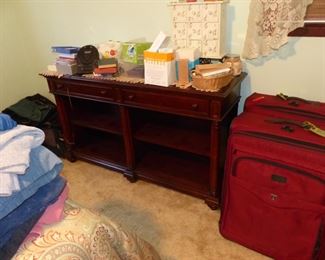 Display sideboard cabinet