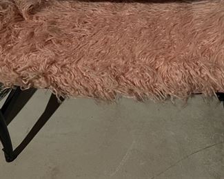 77. Bench w/ Pink Faux Fur Upholstery (32" x 16" x 21")