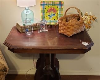 Victorian table, accessories
