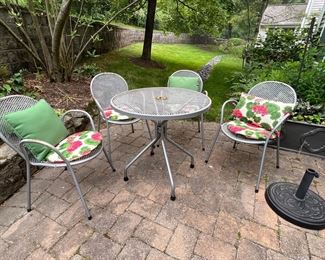 98. 5 pc Aluminum Outdoor Table and 4 Chairs w/ Cushions