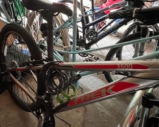 131. Trek 3500 Bike (13")