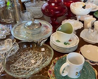 Lots of Kitchen Decoratives