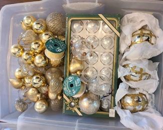 Storage bin with ornaments