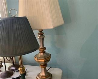 2 table lamps