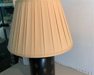 Table lamp 26 inches high